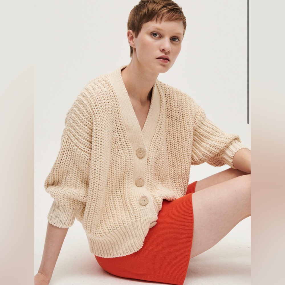 Women's Cream Knit Sweater - Picture 2 of 9